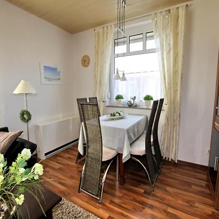 Feriehus In Strandnaehe, Dornumersiel